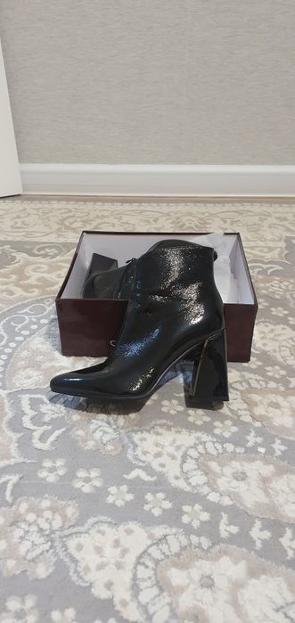 Продам весение сапожки
