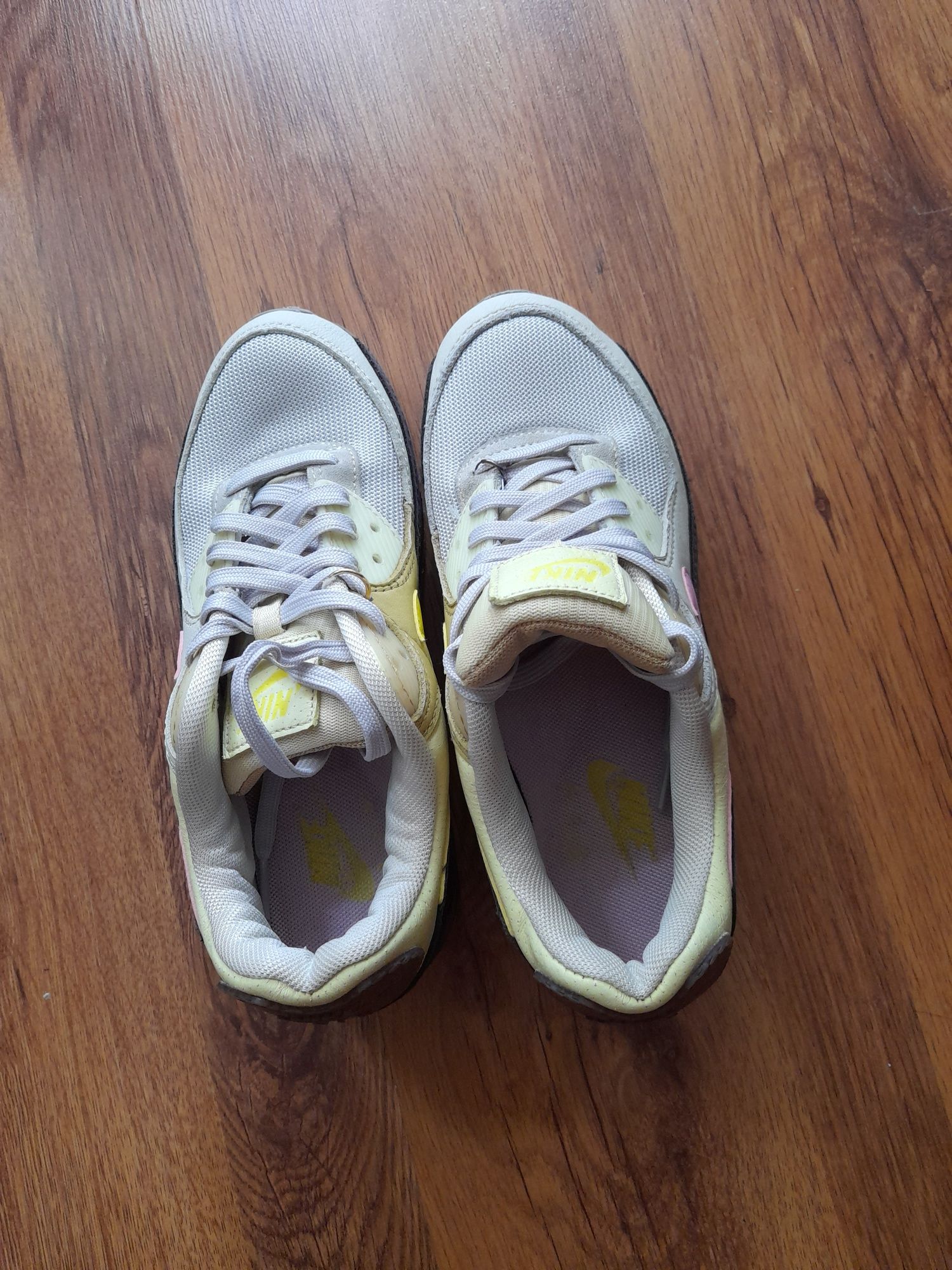 Nike Air max 90 маратонки 38 номер.