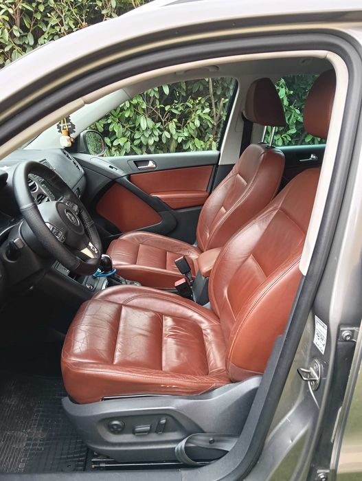 Volkswagen Tiguan R line 2011, motor 2.0 Diesel 140 CP, cutie automată