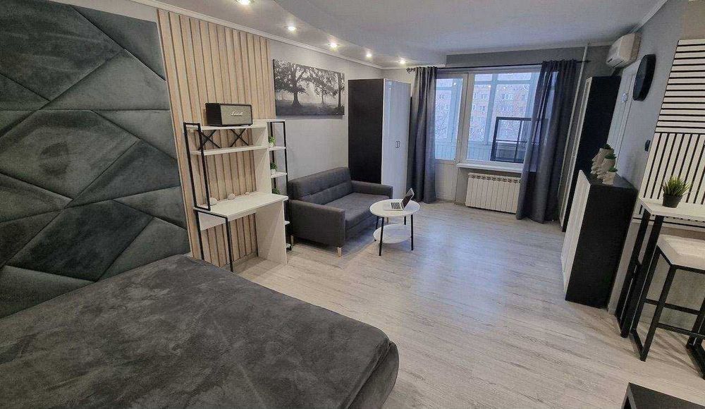 Сдам 1 ком. 15/17 студию ЖК Black Tower ор-р 8 роддом (Р5)