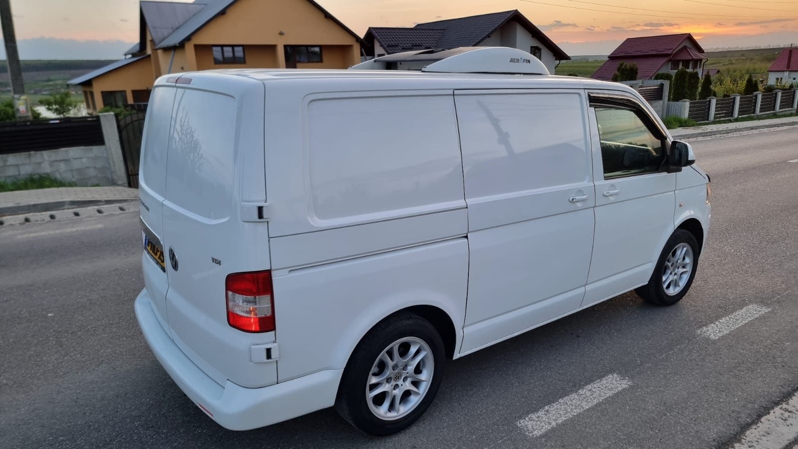 Volkswagen Transporter Frigorific  Izoterm - 10 grade C⁰  Vito Caddy