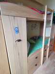 Vand ansamblu pat suprapus