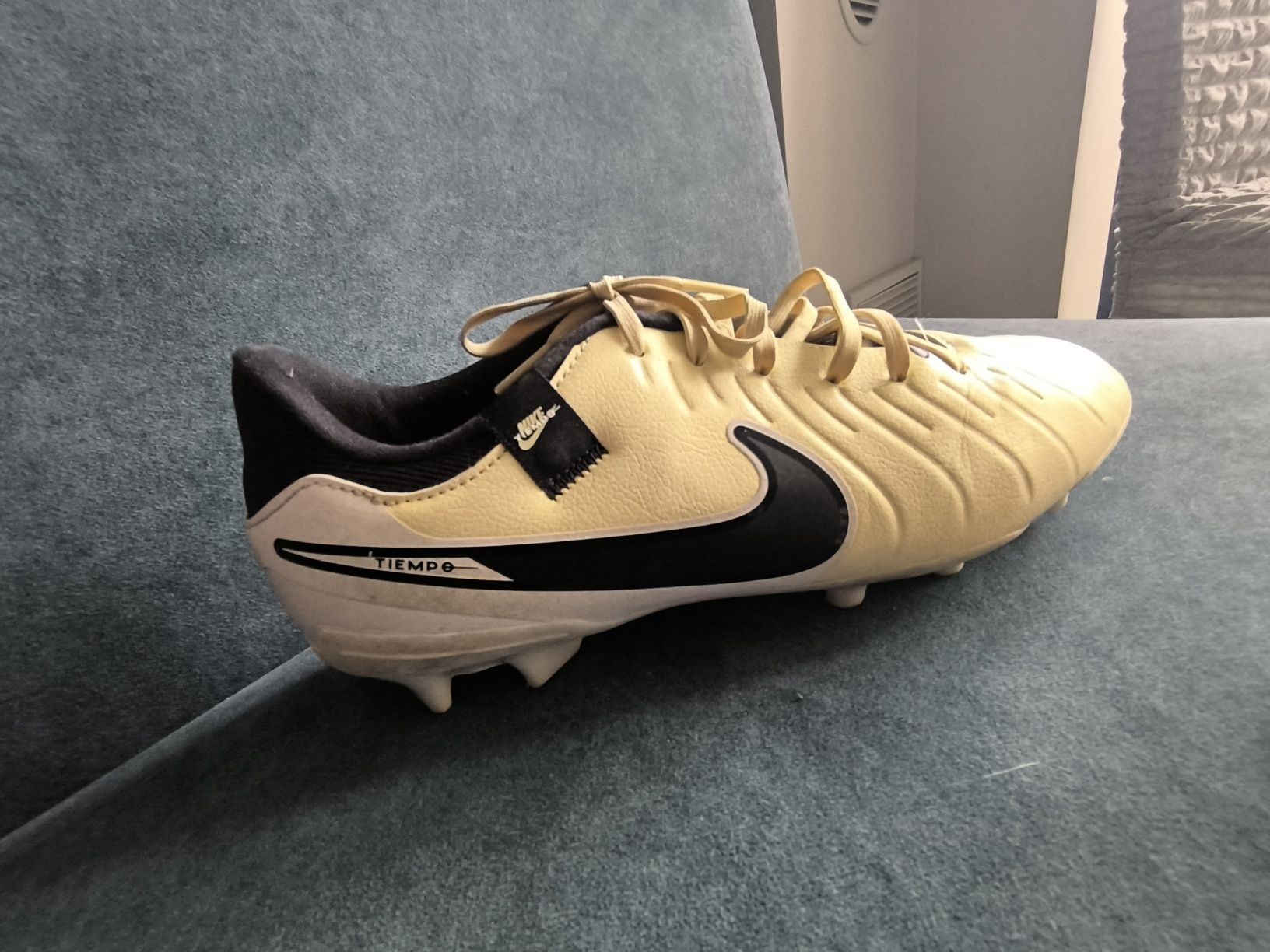 Футболни обувки-бутонки ,,Nike Tiempo,,