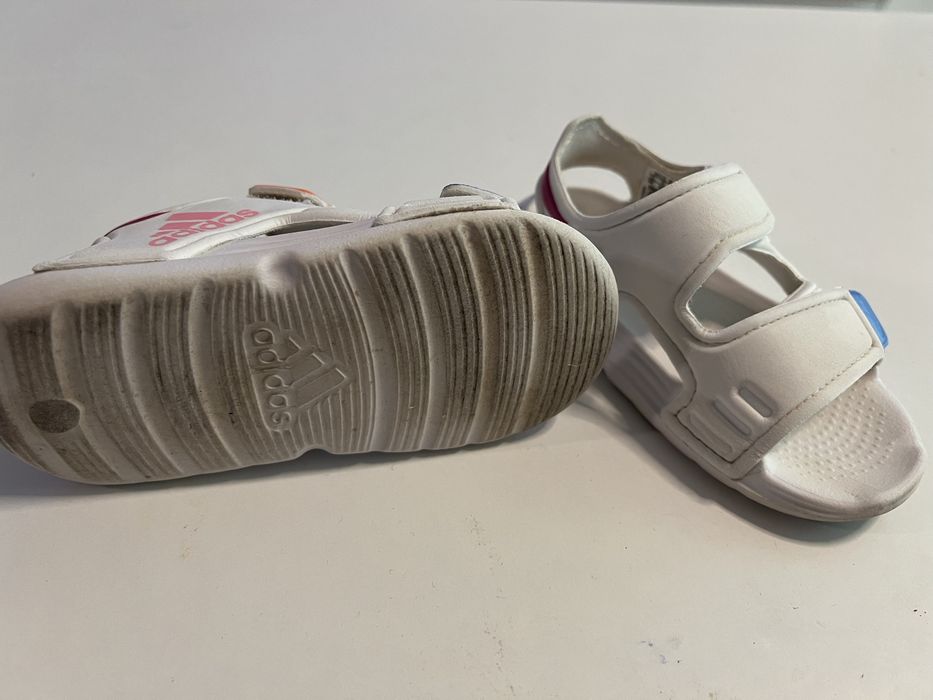 Детски сандали