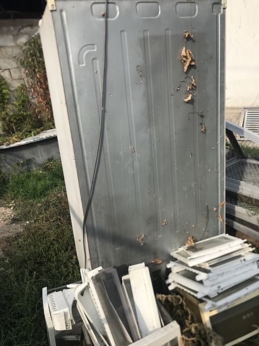 Продам холодильник