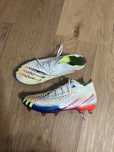 Ghete de fotbal profesionala adidas predator edge