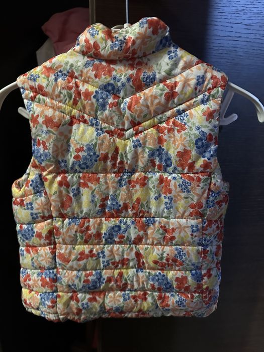 Vesta fete Zara 8-9 ani