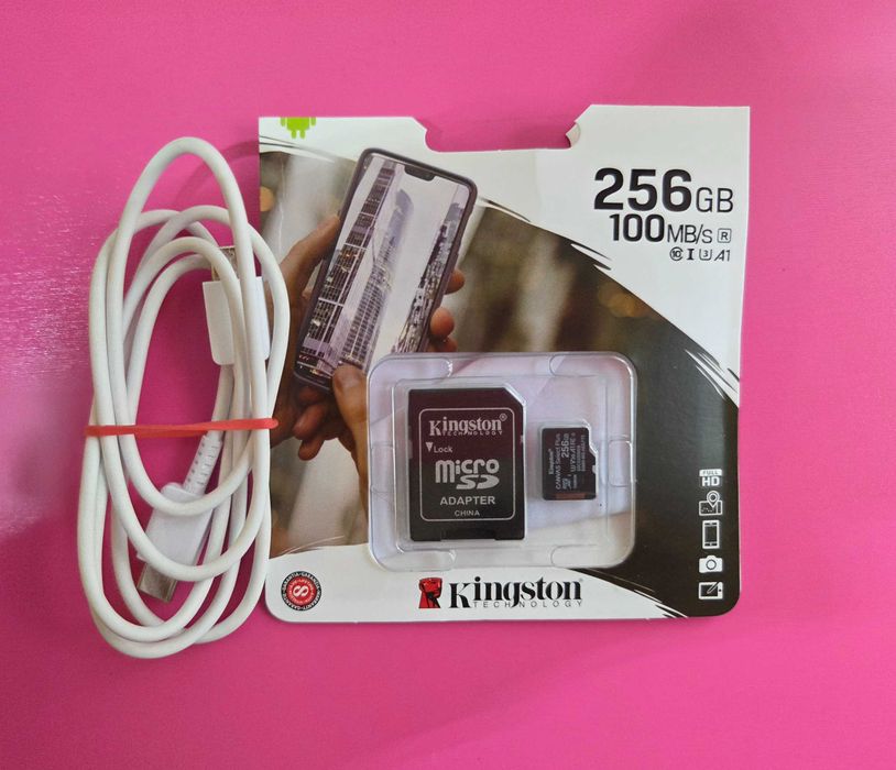 Samsung Galaxy A55, 256GB + карта памет 256GB в ГАРАНЦИЯ до 01.10.2026