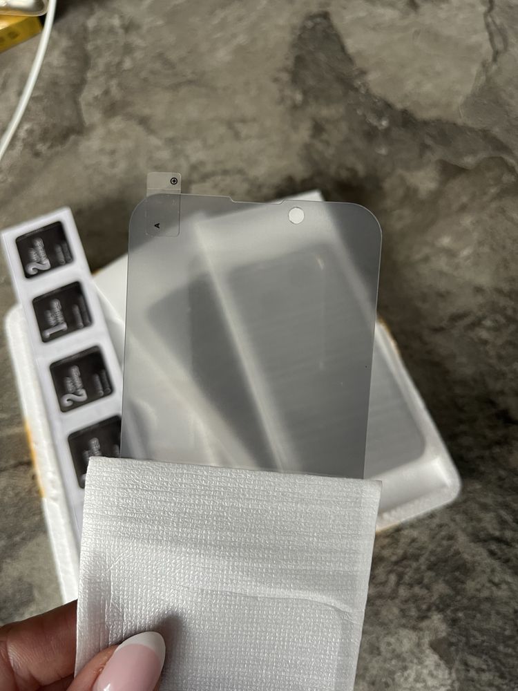 Защитен протектор за поверителност iPhone 13 mini