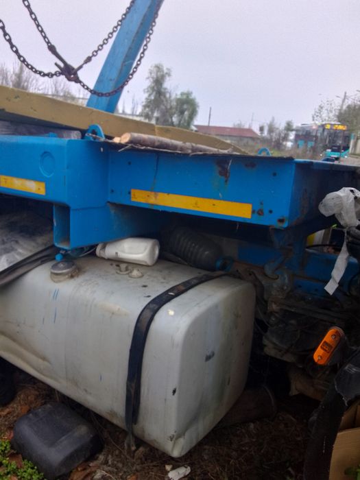 De Vânzare autoutilitara An an 2001 containăr  gunoi