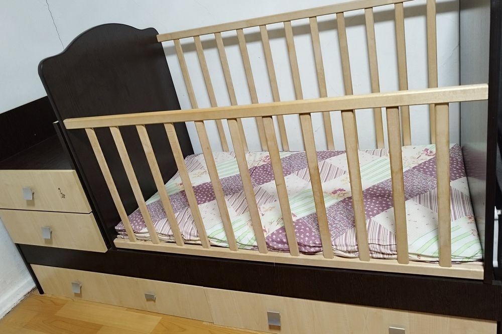 Продаю манеж-кровать в отличном состоянии!