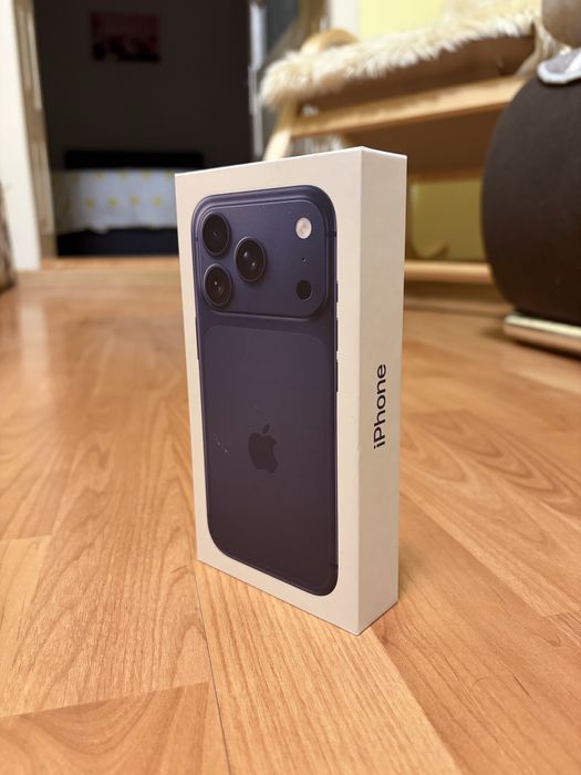 iPhone 17 pro, 256 GB, Deep blue, Sigilat