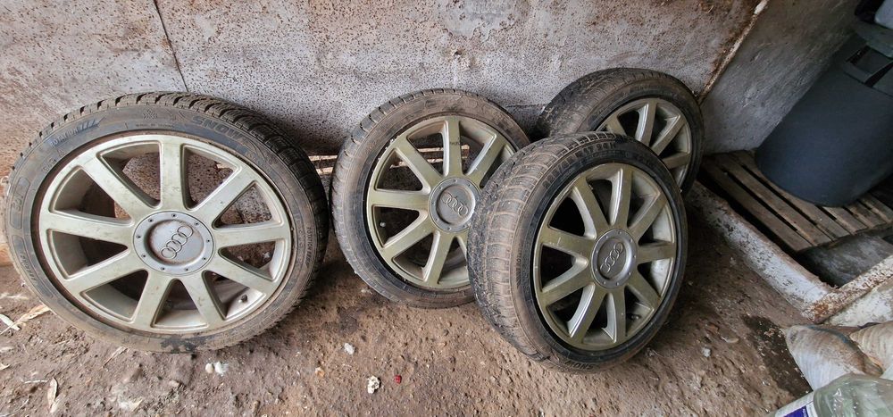 Jante aliaj R175×112 cu anvelope de iarna 225/45/R17 folosite un sezon