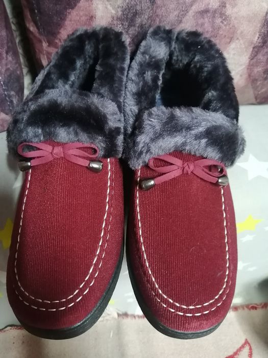 Продам женские ботинки-тапочки