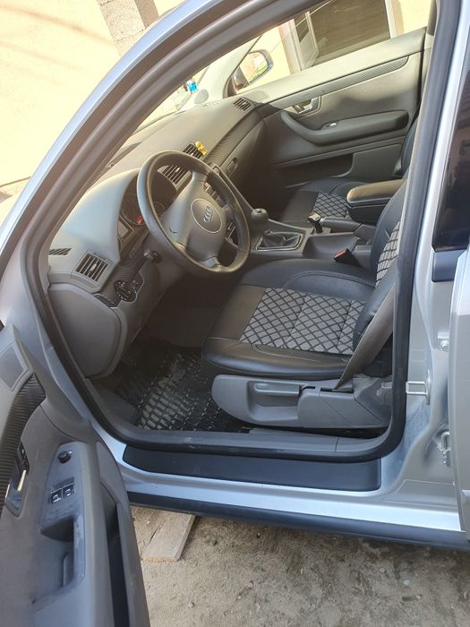 Vând Audi a4 b6 1.6 benzina