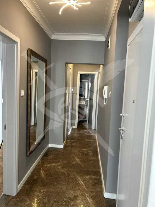 Дава се под наем Тристаен апартамент в София, Център - 110 кв.м за 1400 € - Снимка #6