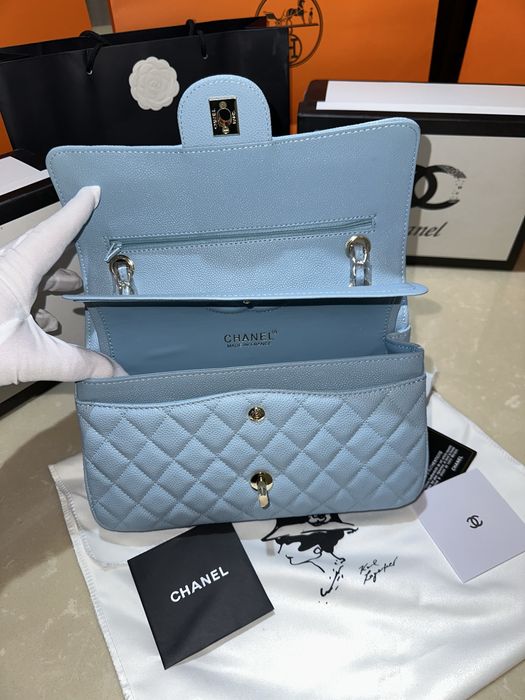 Geanta Chanel 26cm blue cu accesorii gold