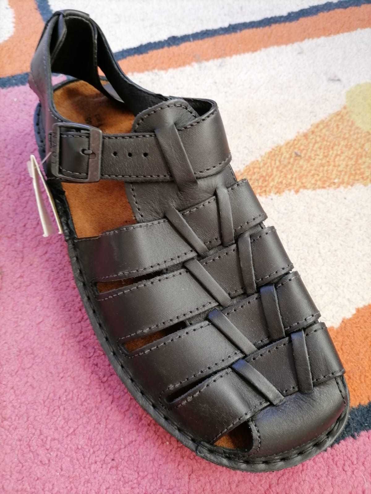 Sandale barbati , piele integral , marca NAOT din Israel , noi