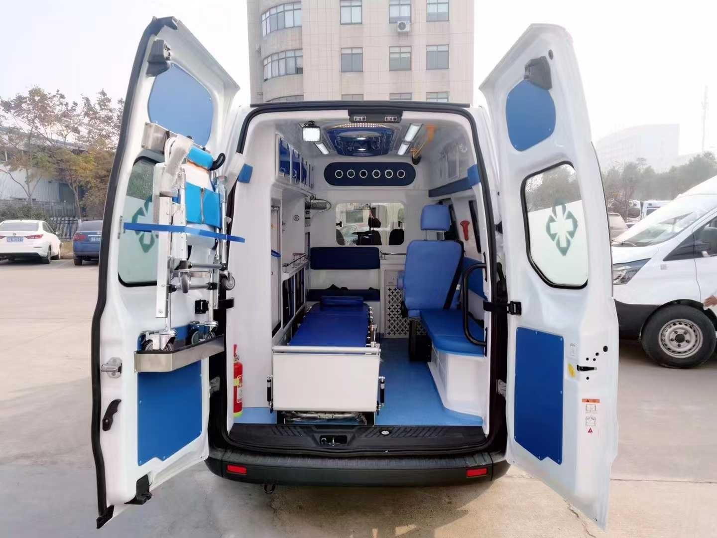 Машина скорой помощи Ford Transit 2023 г. Новый/ на заказ/ бензин