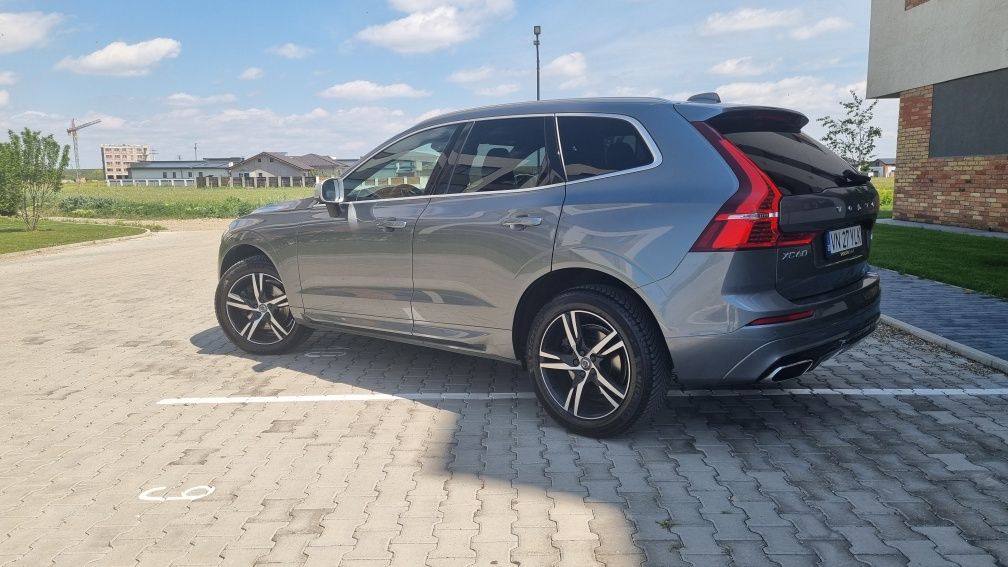 Volvo  XC 60 / R - DESING  / 2019  /  190 CAI