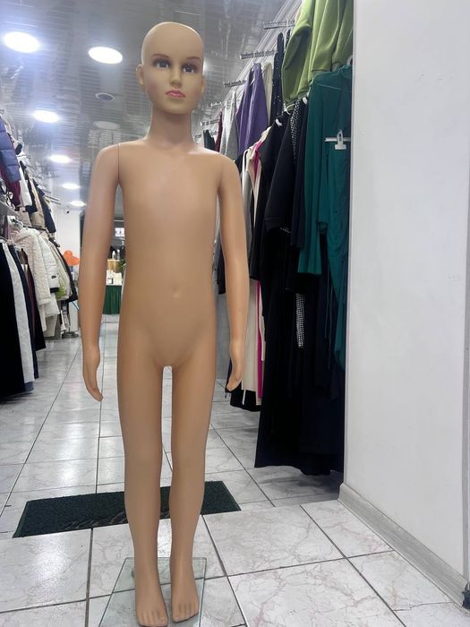 Манекен детский в хорошем состоянии