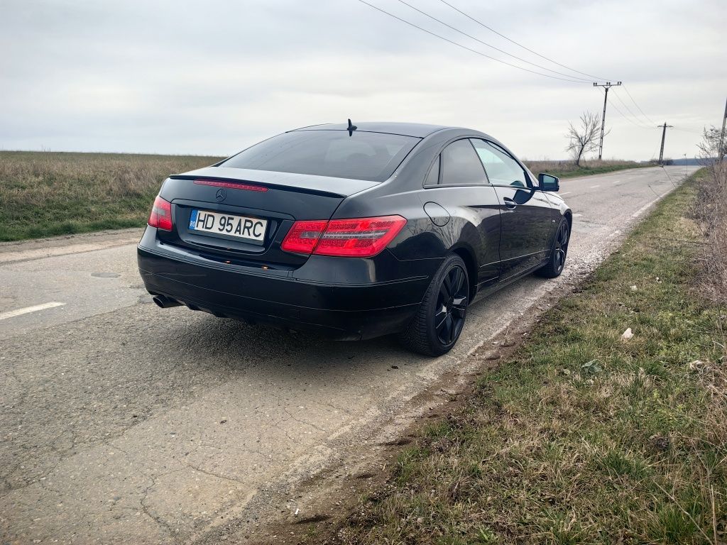 Mercedes e class coupe 2010 e220