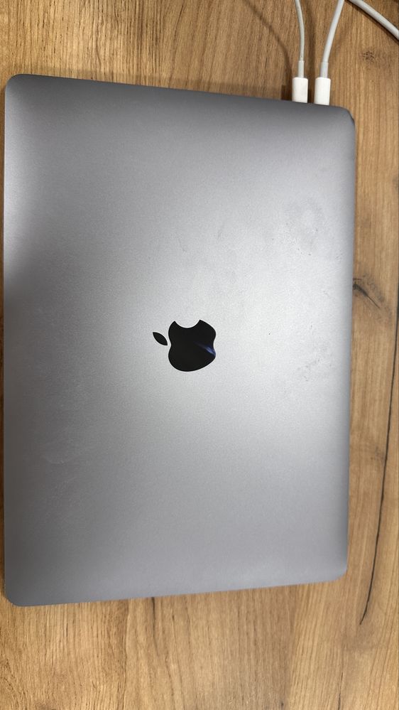 Noutbuk Macbook air
