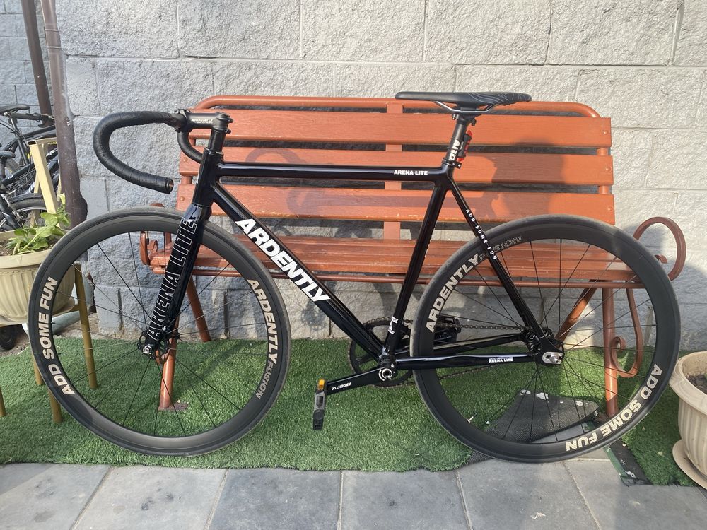 Fixed gear Ardently