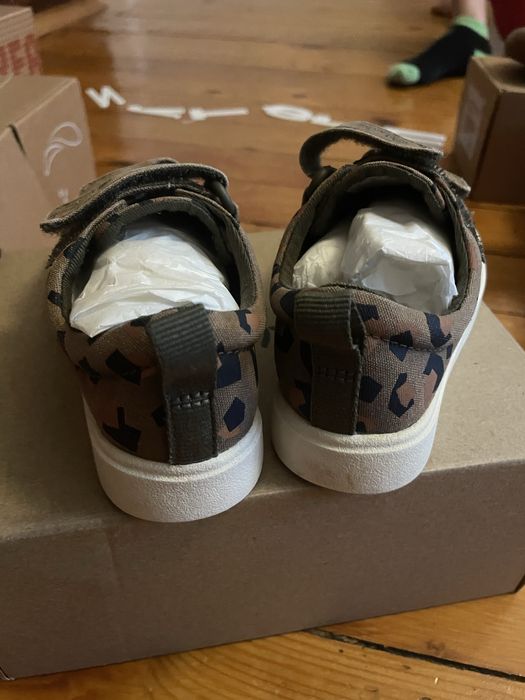 Детски обувки кларкс номер 24