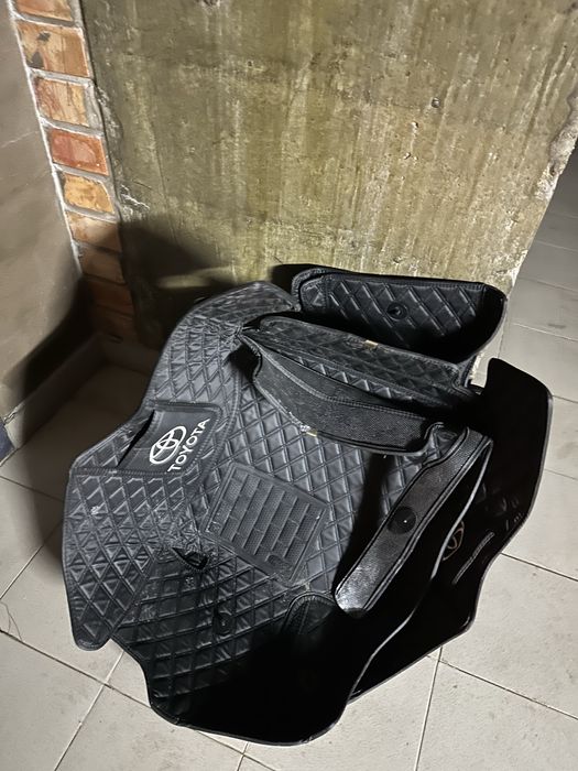 Чехол для машины на тойота камри 70