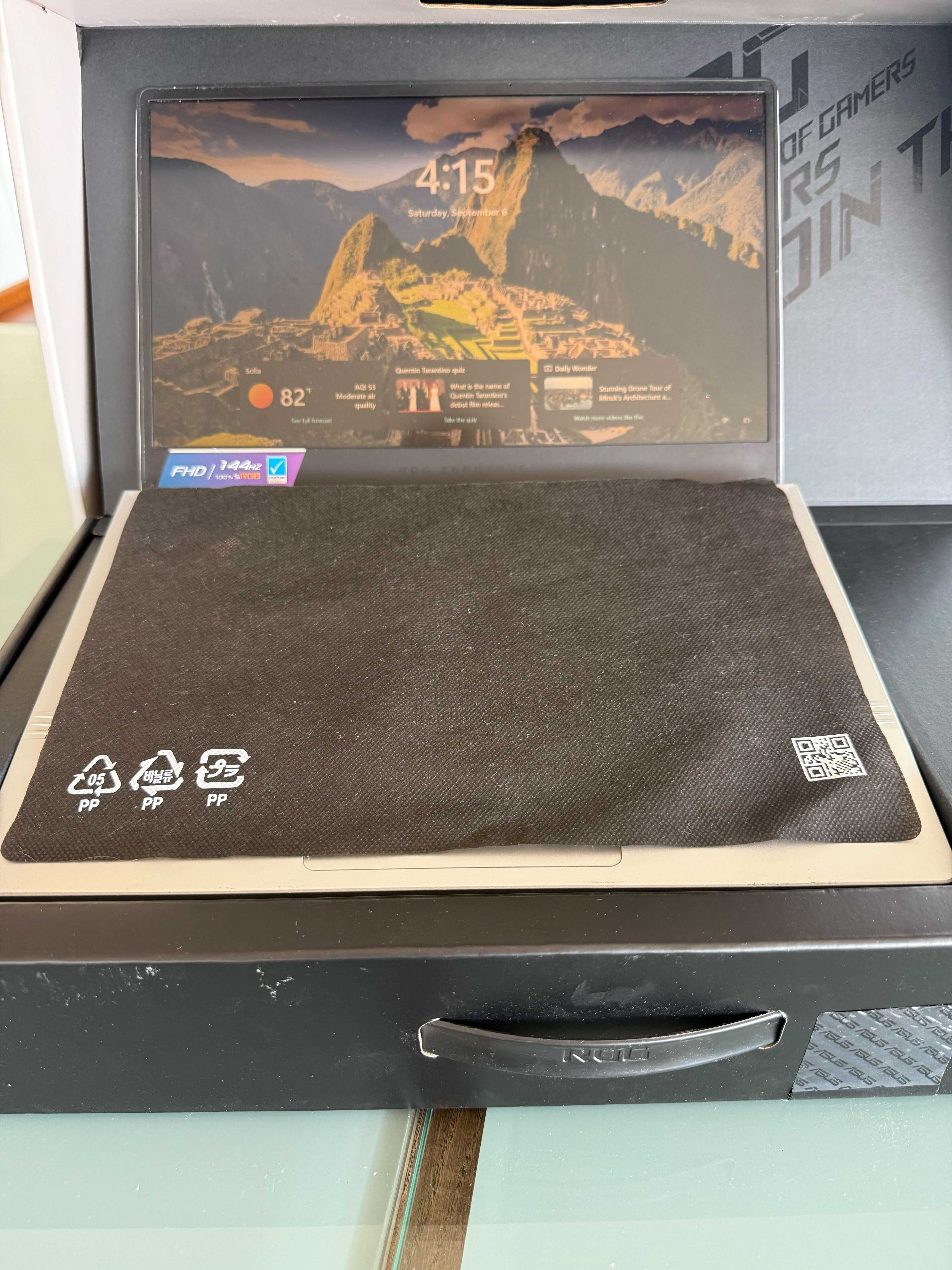 лаптоп Asus ROG Zephyrus g14 - AMD Ryzen 9-16GB DDR4-GeForce RTX™ 3060