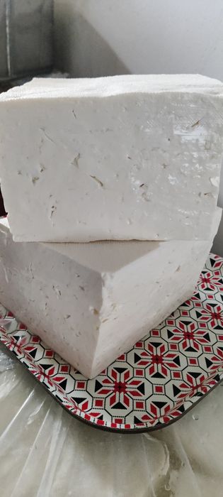 Vând brânză de oaie bio