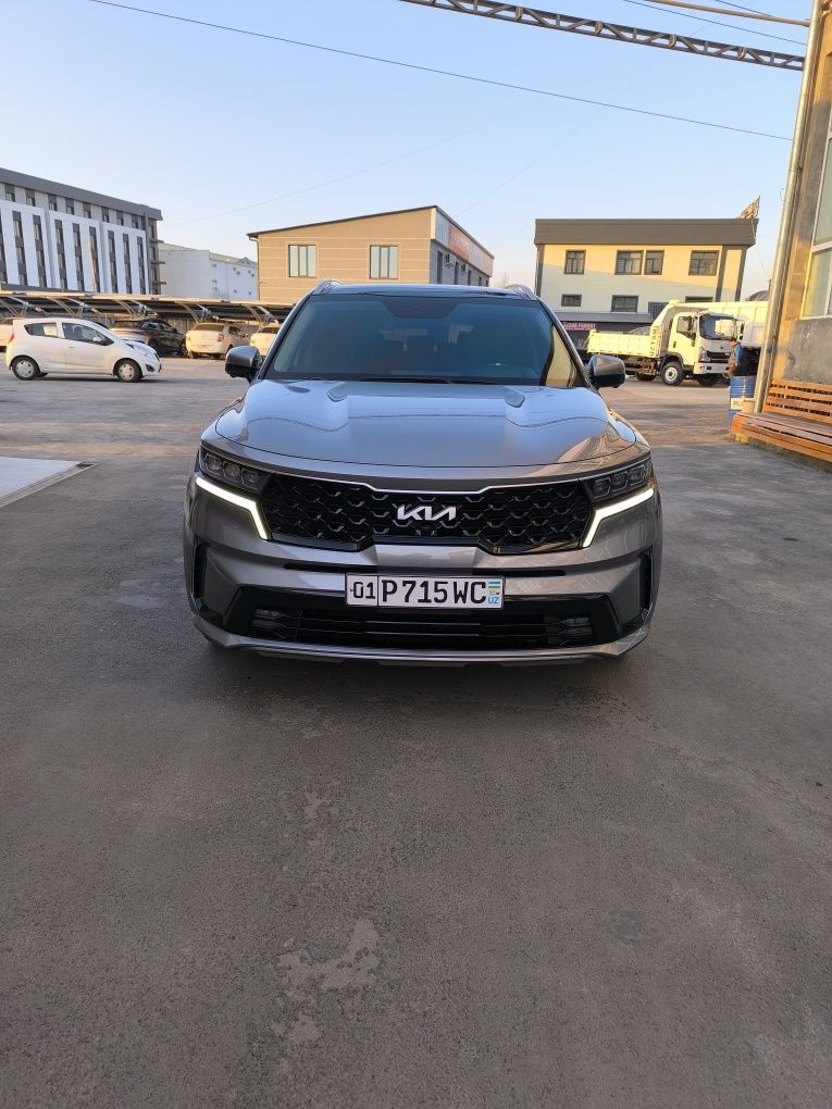 KIA.Sarento.3.5.Mator Shaybali.2022 yil.7 kishlik