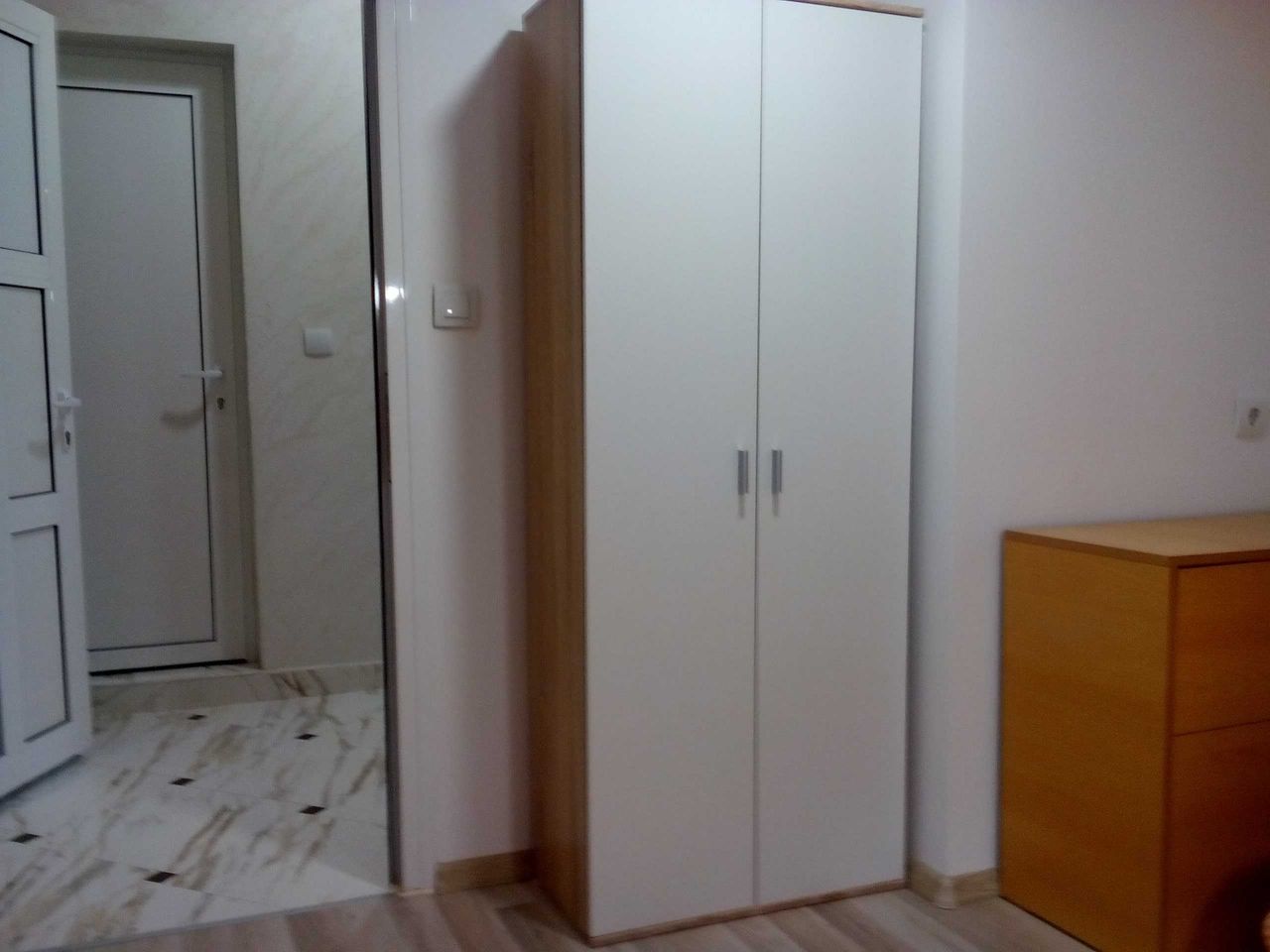 Дава се под наем Двустаен апартамент в Хасково, Овчарски - 55 кв.м за 204 € - Снимка #7
