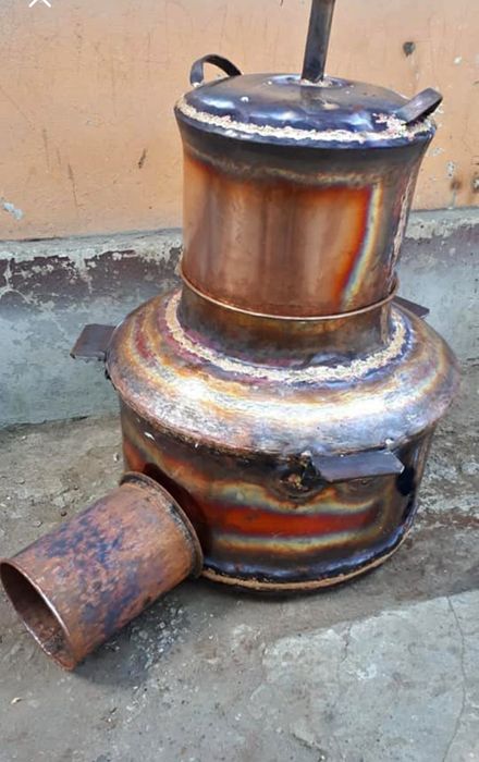 Vand un cazan de tuica din cupru alimentar
