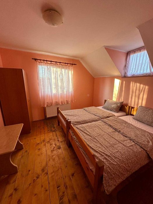 Casa si Pensiune de vanzare + 5500 mp teren