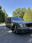 Mersedes bens w 210