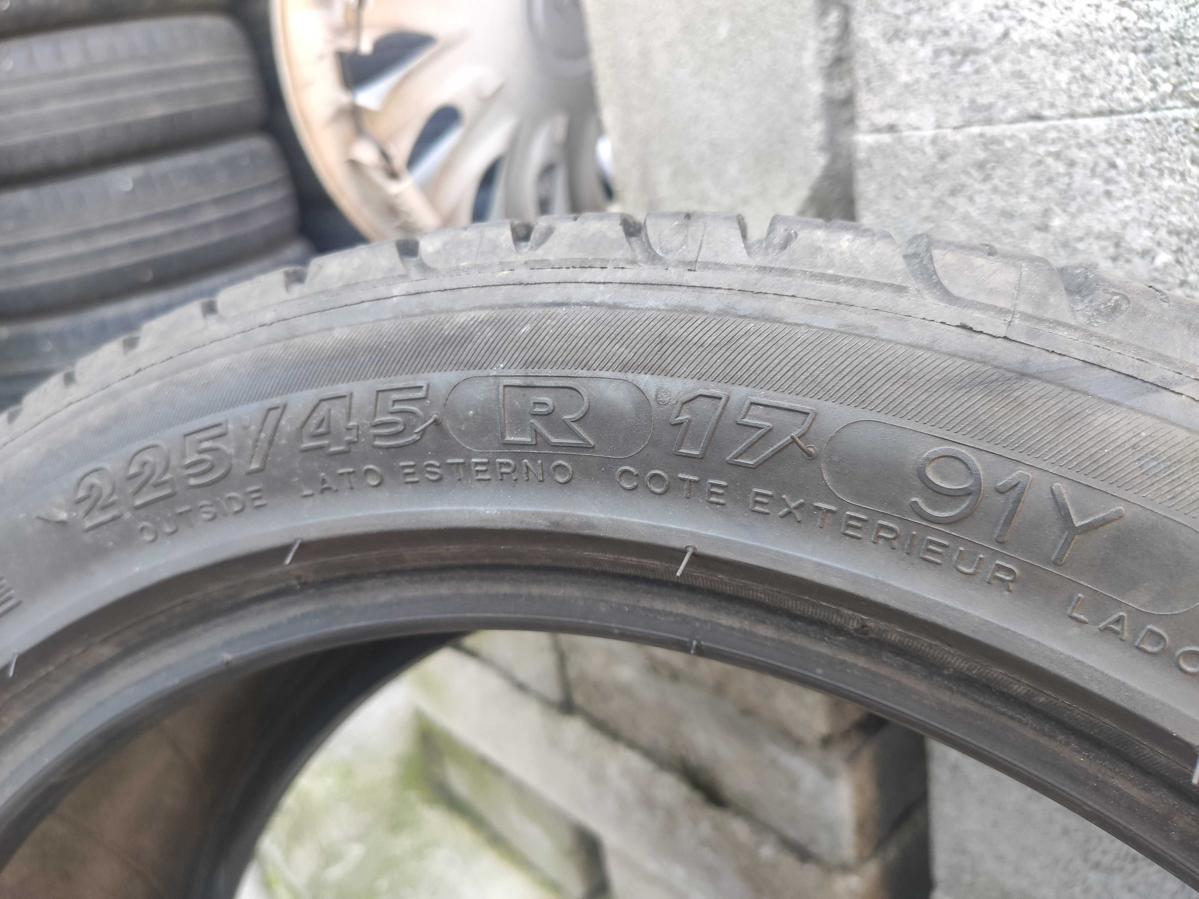 4бр Летни Гуми 225 45 17 - Michelin