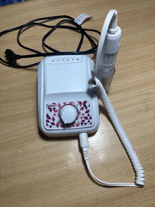 Машинка для маникюра