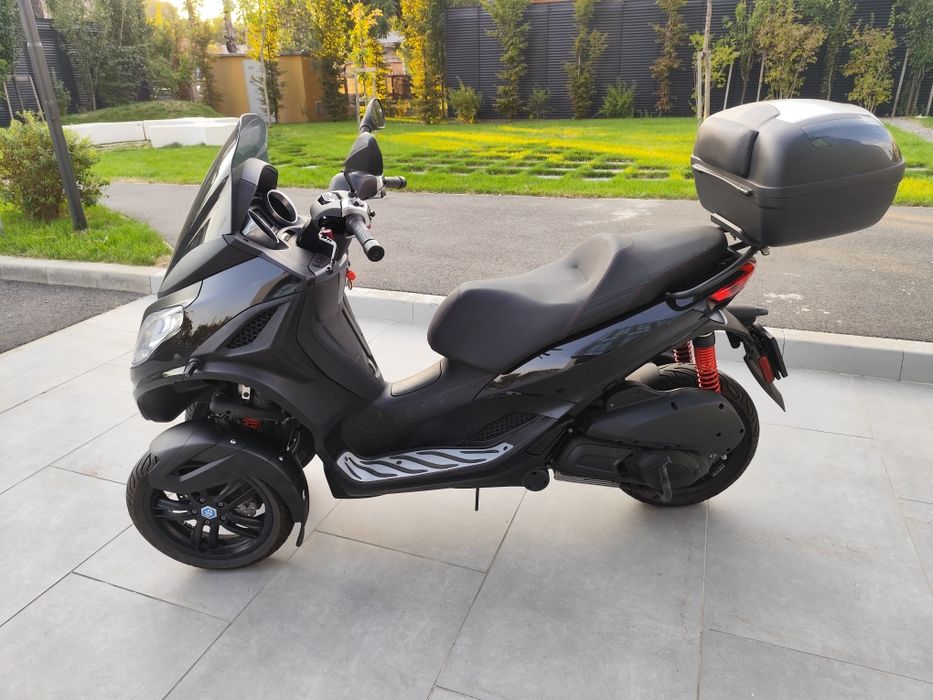 Piaggio MP3 HPE 300 ABS ASR categ B