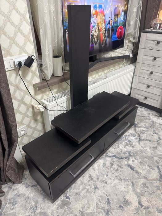 Подставка для телевизора