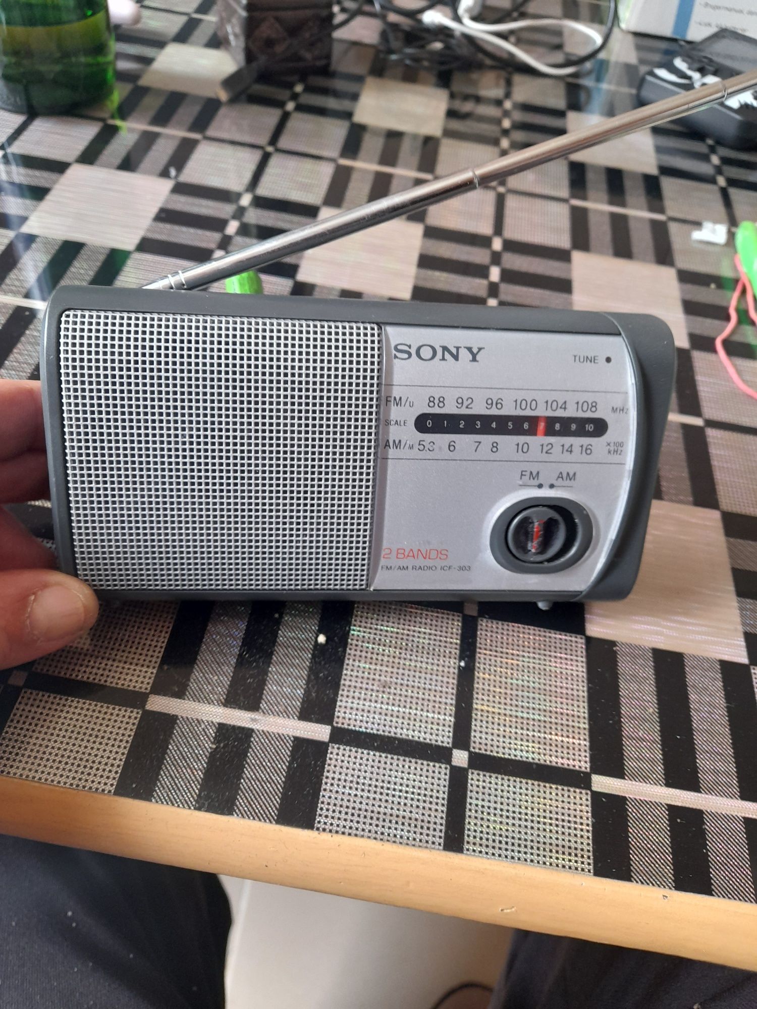 Vind radio portabil Sony