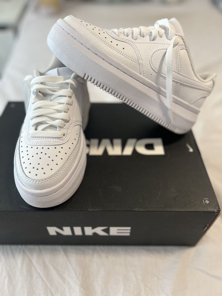 Женски маратонки Nike Air Force 1