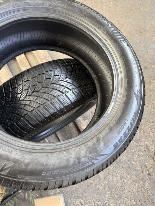 2x Anvelope Iarna 225/55 R17 runflat - Bridgestone Blizzak LM005 Drive