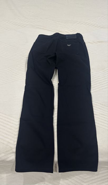 Дамски нови тъмносини дънки на Емпорио Армани