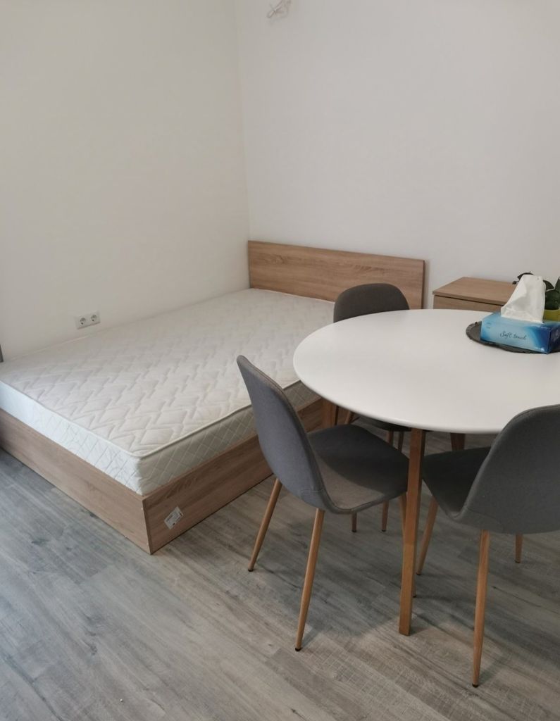 Дава се под наем Едностаен апартамент в Варна, ХЕИ - 43 кв.м за 331.5 € - Снимка #1