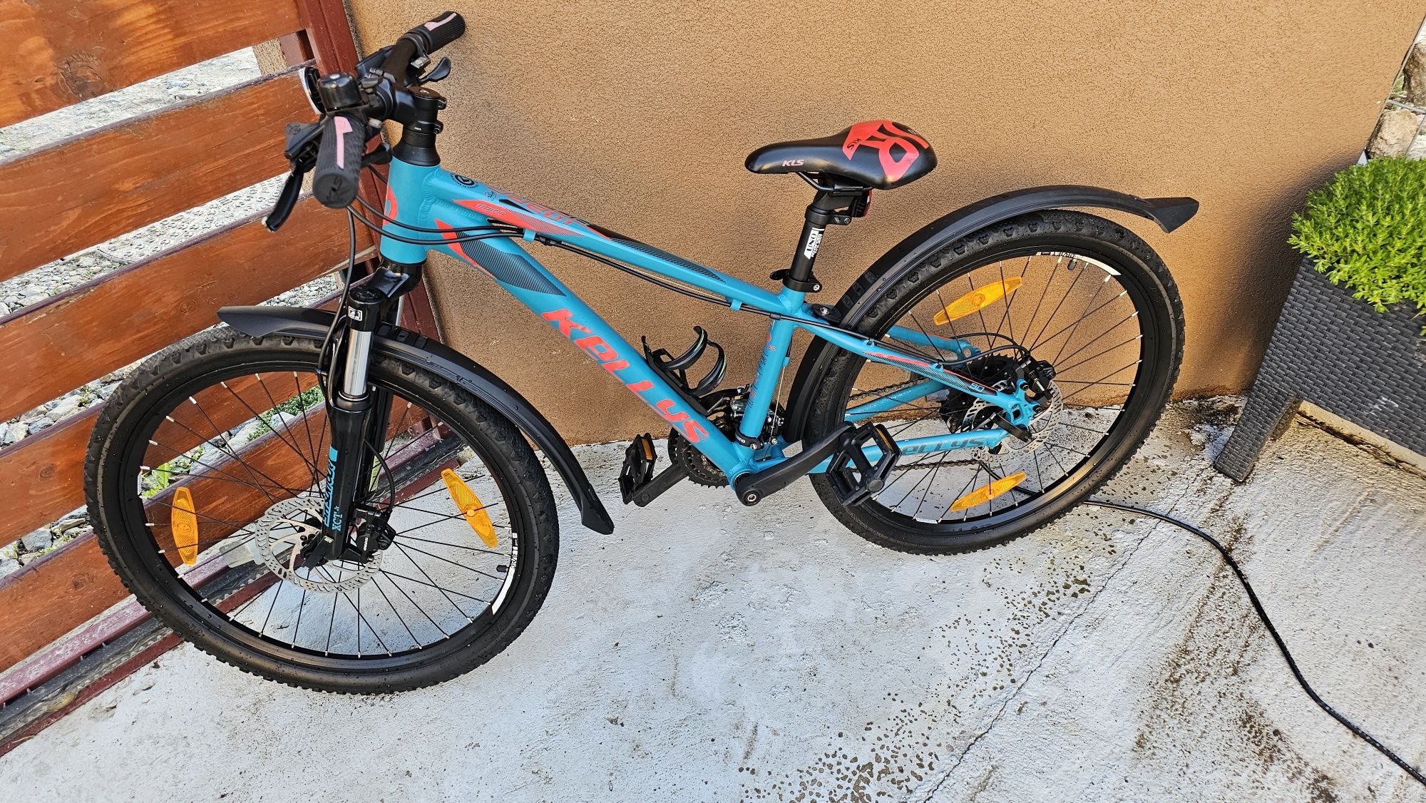 Vând bicicletă Kellys 24"