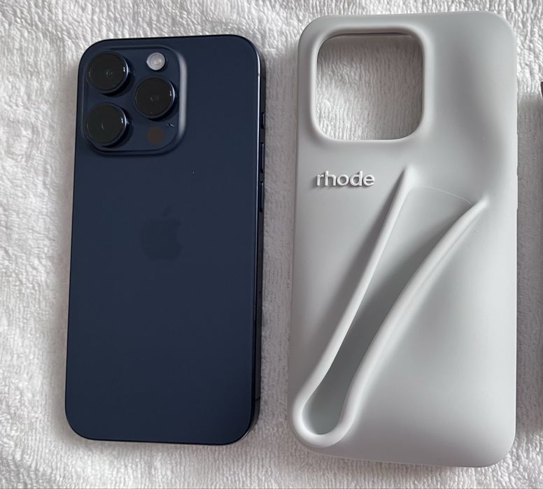 iPhone 15 Pro, 128 GB, в идеальном состоянии