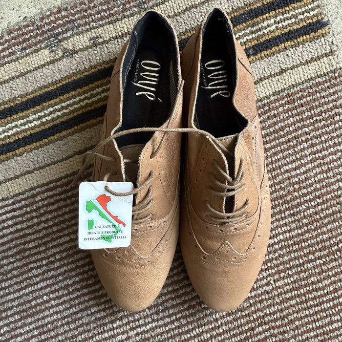 Обувки OVYE от естествена кожа НОВИ