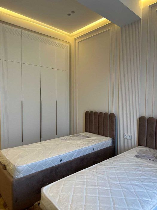 В центре города сдается квартира в м.Ойбек!  Новый ремонт 3х ком!